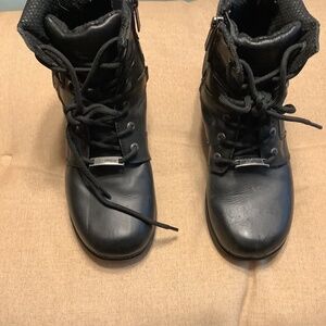 Women’s Harley Davidson ankle boots with zipper